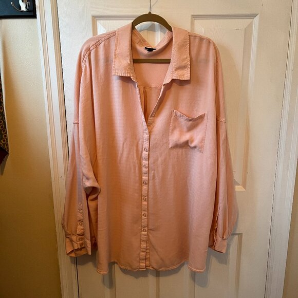 torrid Tops - Torrid Women's Shirt Plus Size Button Down Long Sleeve Pink Size 6